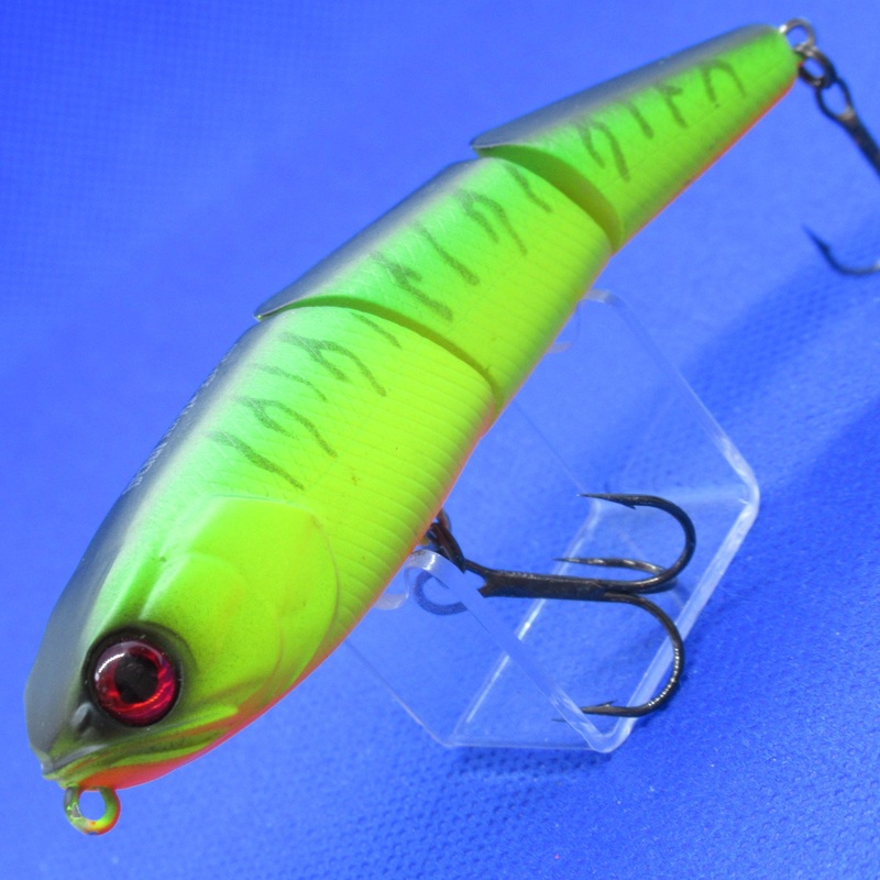 DEKA HAMAKURU [Used]